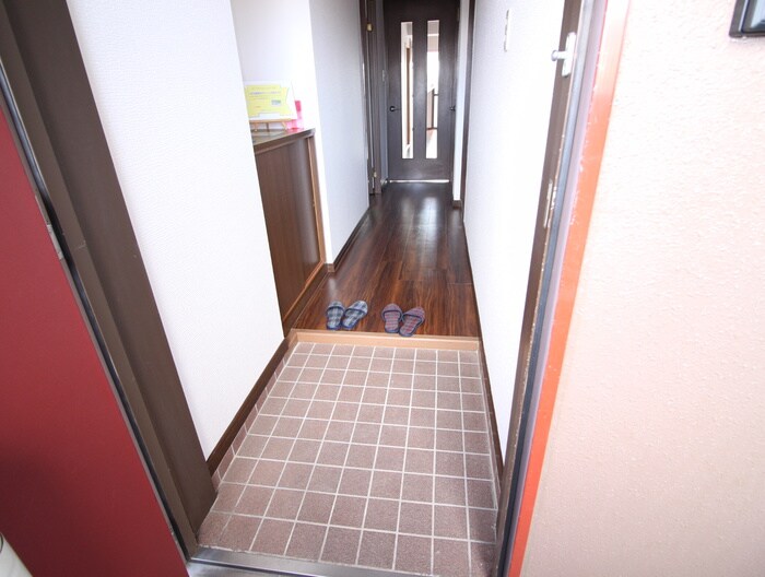 物件内観写真22　(玄関)