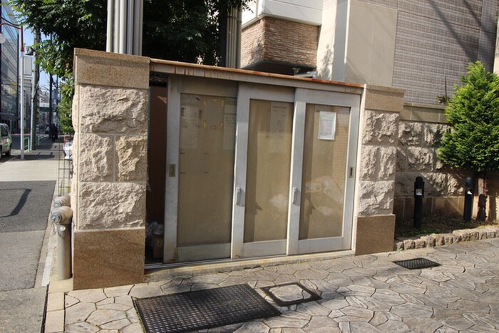 物件外観写真6　(建物設備)