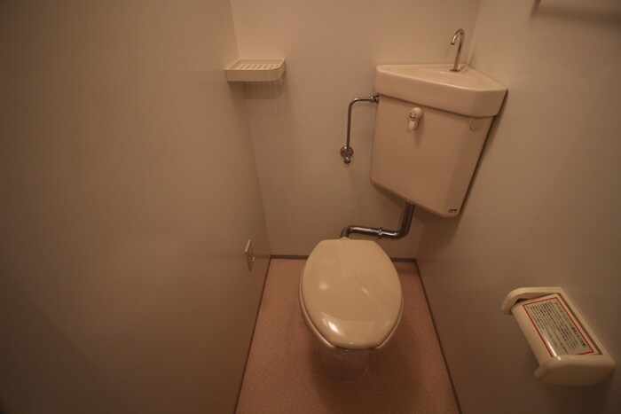 物件内観写真12　(トイレ)