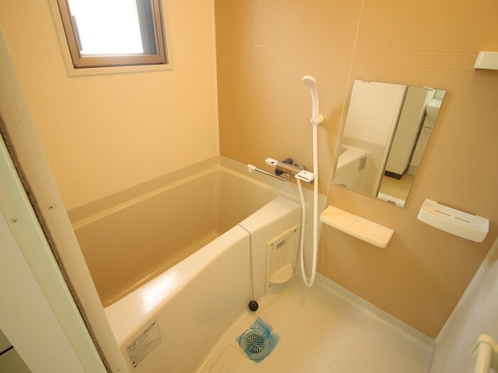 物件内観写真12　(バス／シャワールーム等)