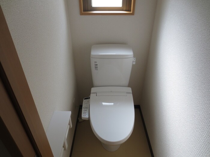 物件内観写真14　(トイレ)