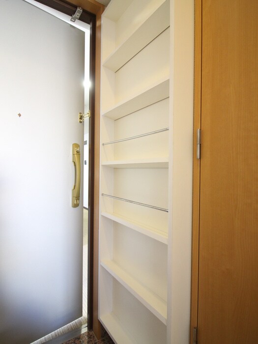 物件内観写真17　(靴箱)