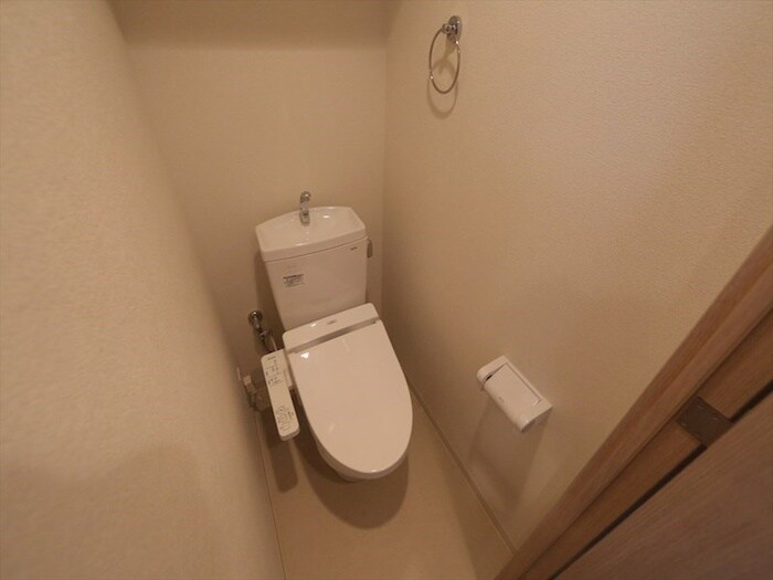 物件内観写真13　(トイレ)