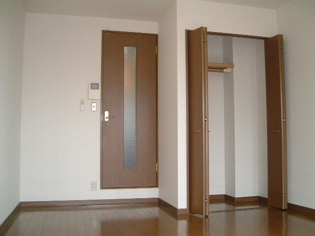 物件内観写真5　(居室)