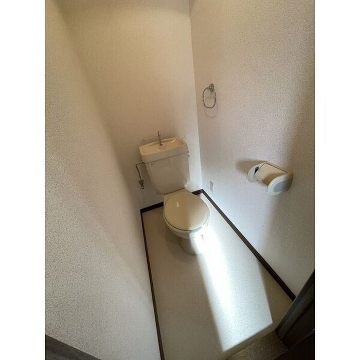 物件内観写真17　(トイレ)