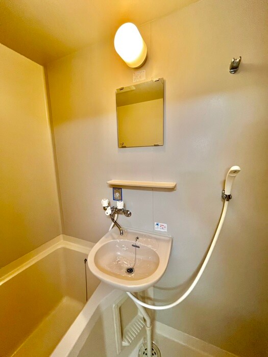 物件内観写真12　(洗面)