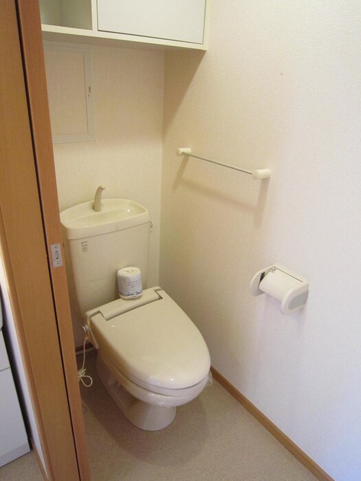 物件内観写真9　(トイレ)