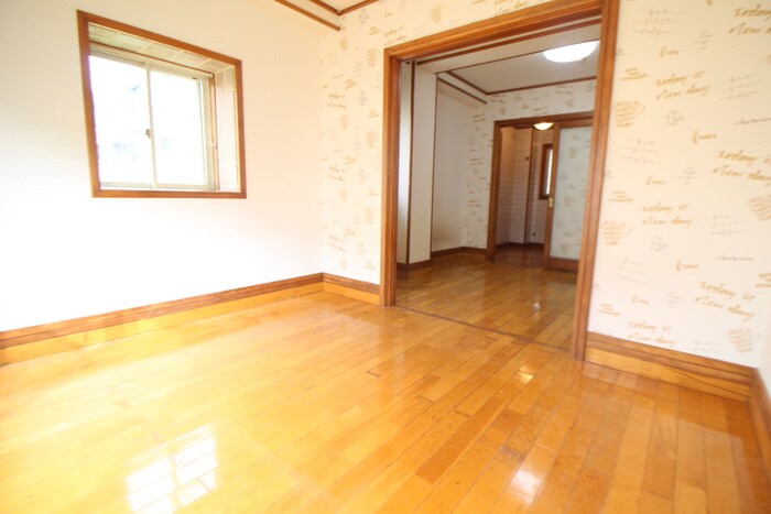 物件内観写真7　(居室)