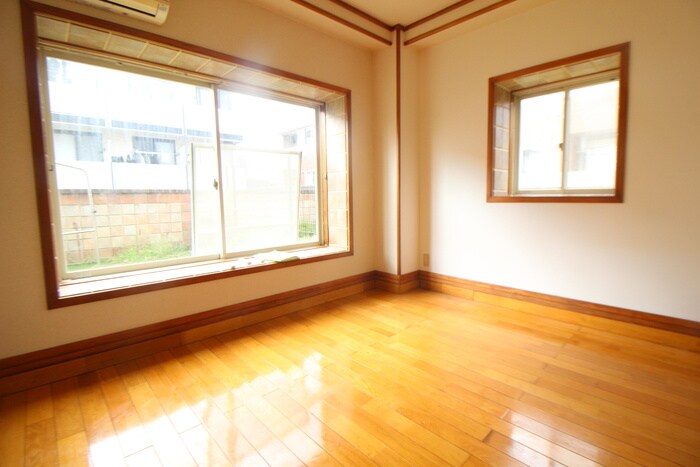 物件内観写真8　(居室)