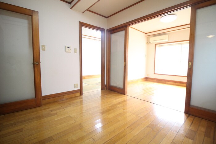 物件内観写真9　(居室)