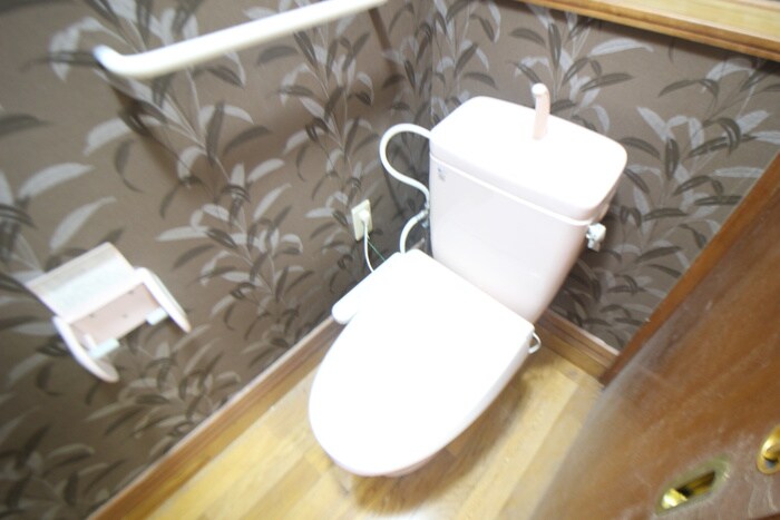 物件内観写真16　(トイレ)