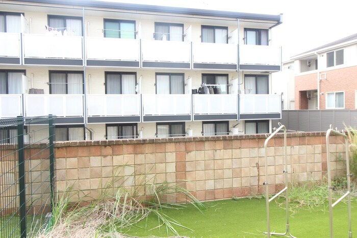 物件内観写真22　(室内からの展望)