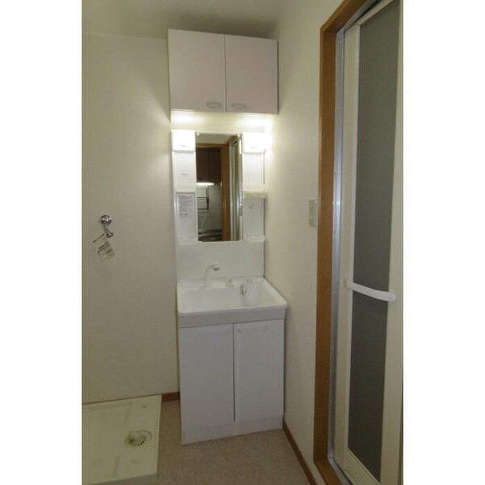 物件内観写真9　(洗面)