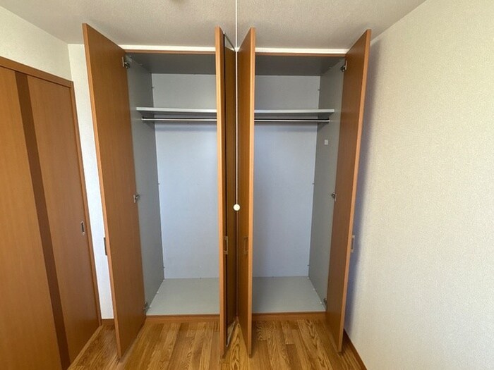 物件内観写真9　(収納)
