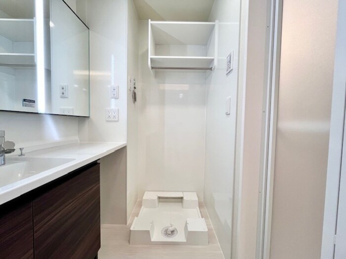 物件内観写真20　(洗濯機置場)