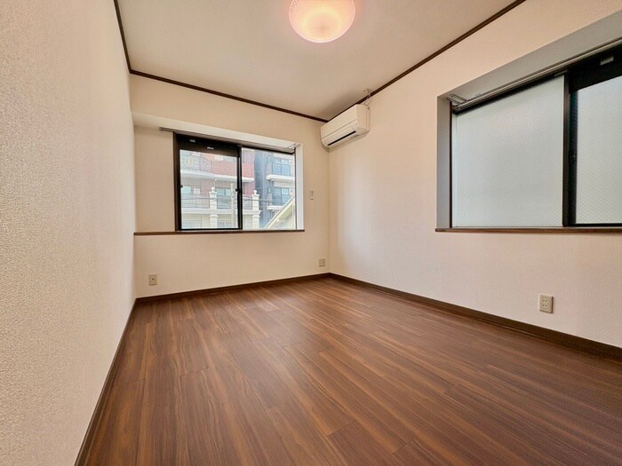 物件内観写真21　(居室)