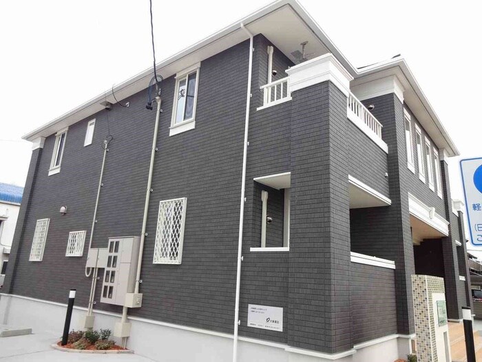 物件外観写真2　(外観写真)