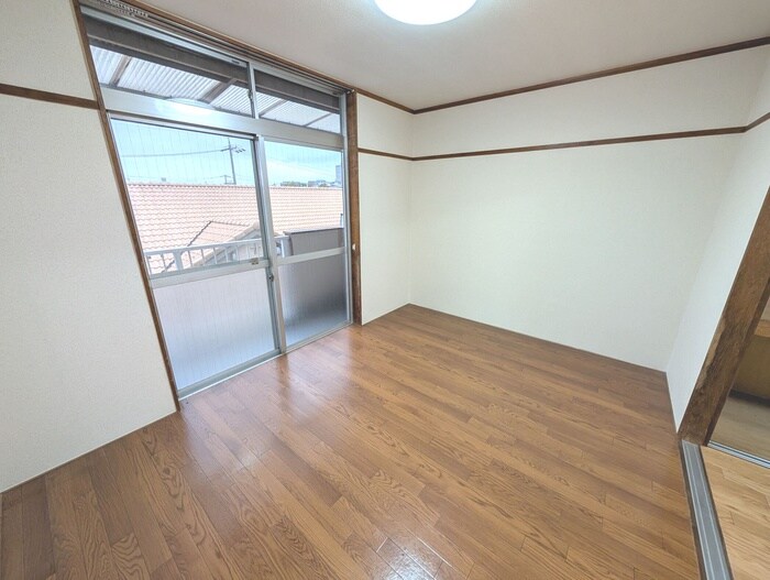 物件内観写真9　(居室)