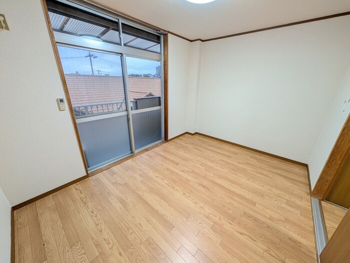 物件内観写真9　(居室)