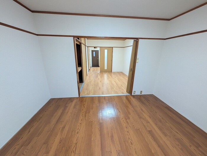 物件内観写真10　(居室)