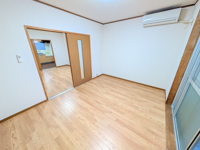 物件内観写真10　(居室)