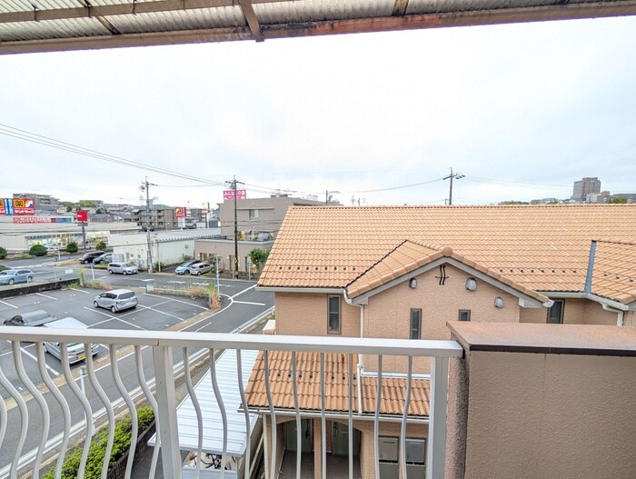 物件内観写真22　(室内からの展望)