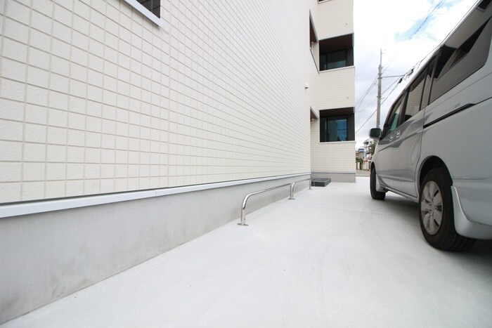 物件外観写真4　(外観写真)