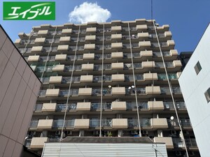 リアライズ栄外観写真