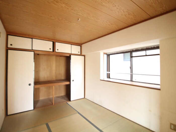 物件内観写真10　(居室)