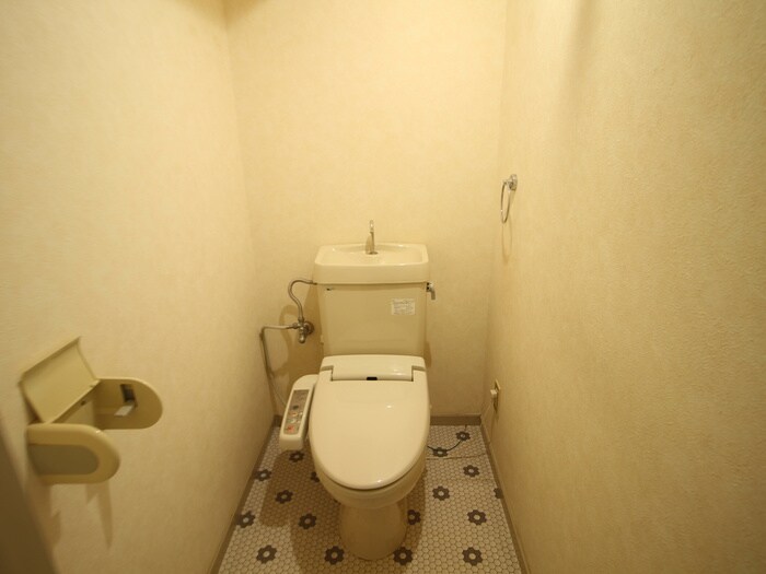 物件内観写真14　(トイレ)