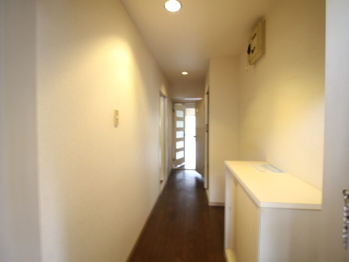 物件内観写真22　(玄関)