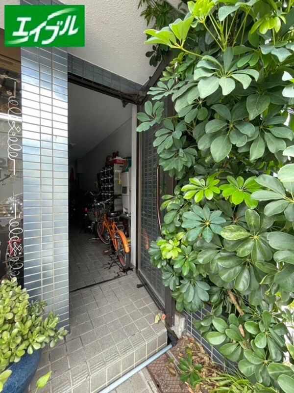 エントランス部分