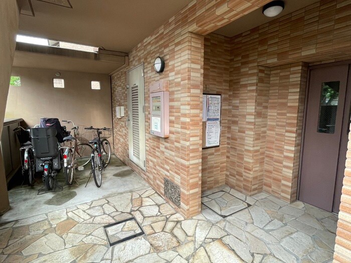 物件外観写真4　(建物設備)