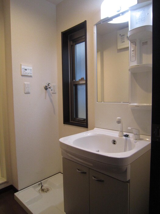 物件内観写真7　(洗面)