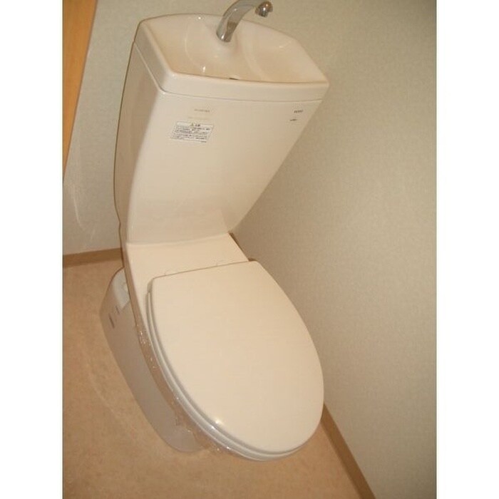 物件内観写真12　(トイレ)