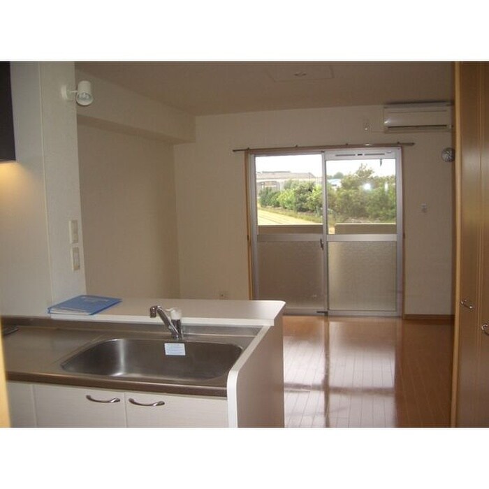 物件内観写真14　(居室)