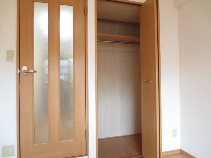 物件内観写真10　(収納)