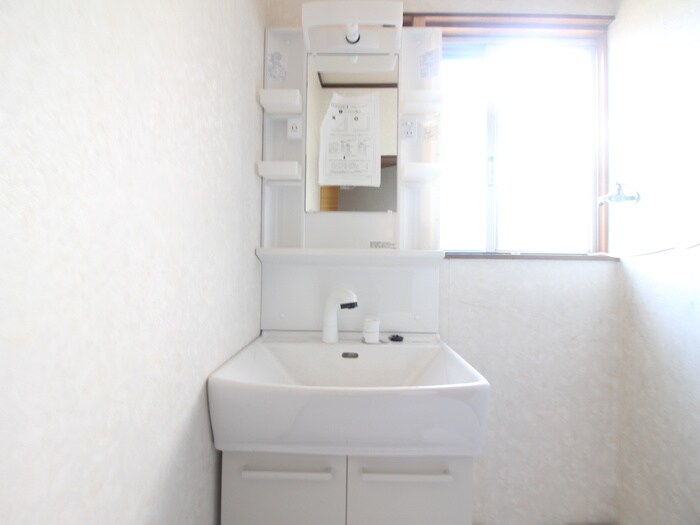 物件内観写真9　(洗面)