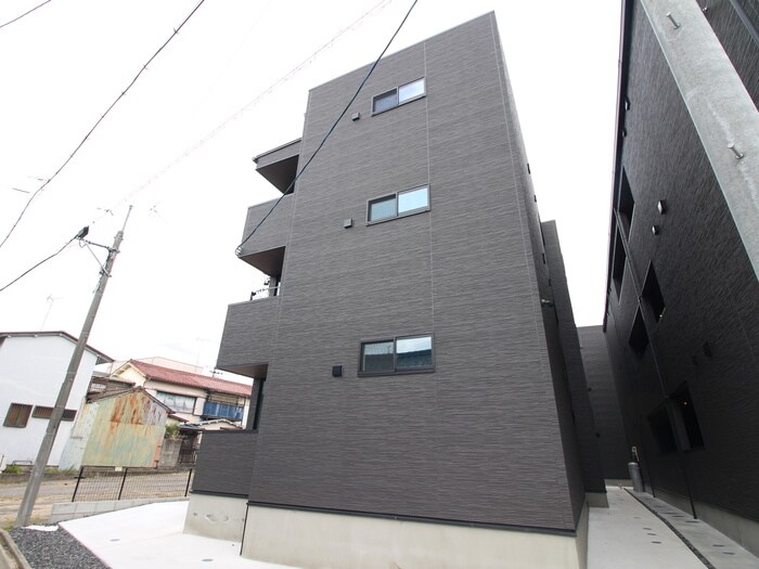 物件外観写真3　(外観写真)