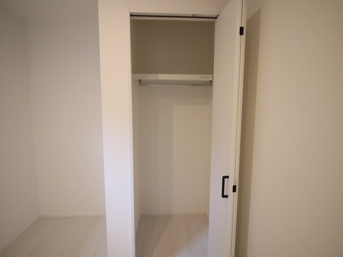 物件内観写真15　(収納)