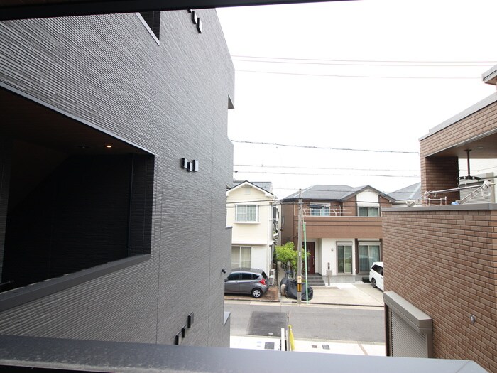 物件内観写真17　(室内からの展望)