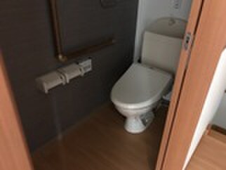 物件内観写真6　(トイレ)