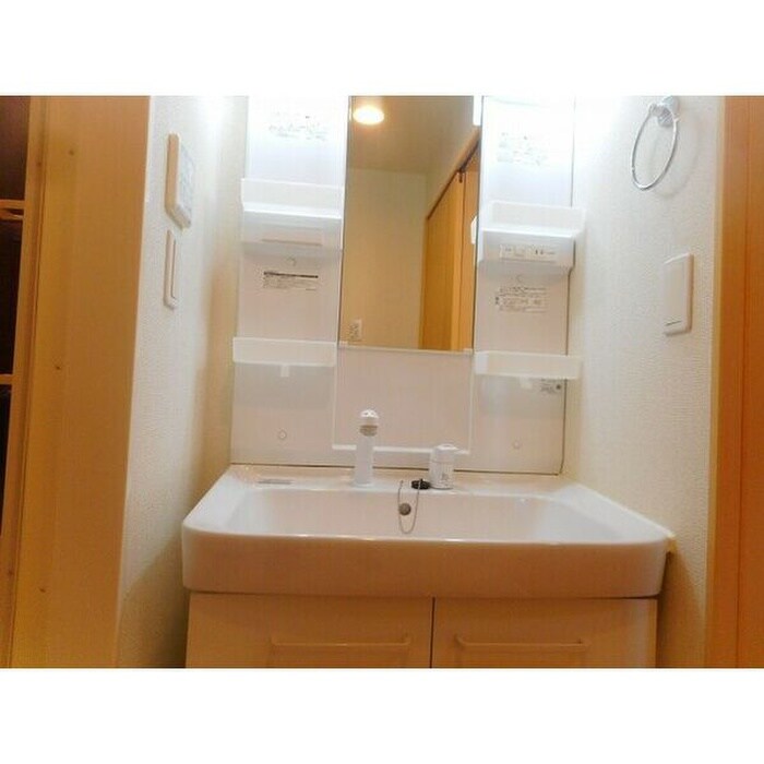 物件内観写真9　(バス／シャワールーム等)