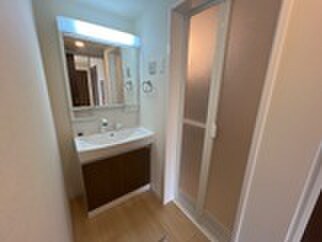 物件内観写真7　(洗面)