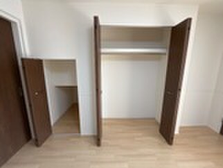 物件内観写真15　(収納)