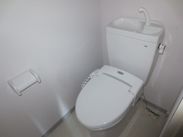 物件内観写真10　(トイレ)