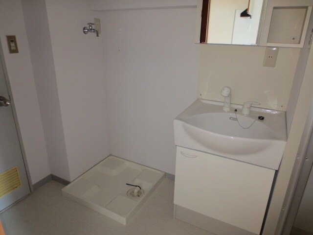 物件内観写真11　(洗面)