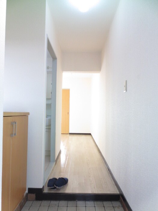 物件内観写真20　(玄関)
