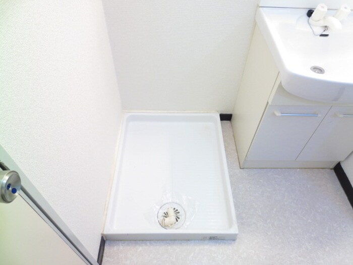 物件内観写真22　(洗濯機置場)