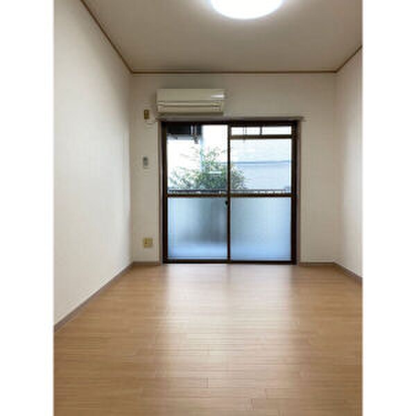 物件内観写真4　(内観写真)